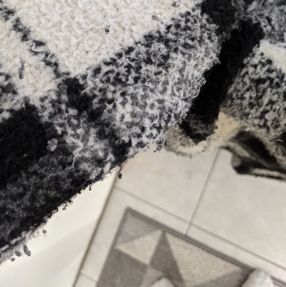 Plaid Wool Blend Coat w/ Removable Faux Fur Collar - Picture 5 of 9